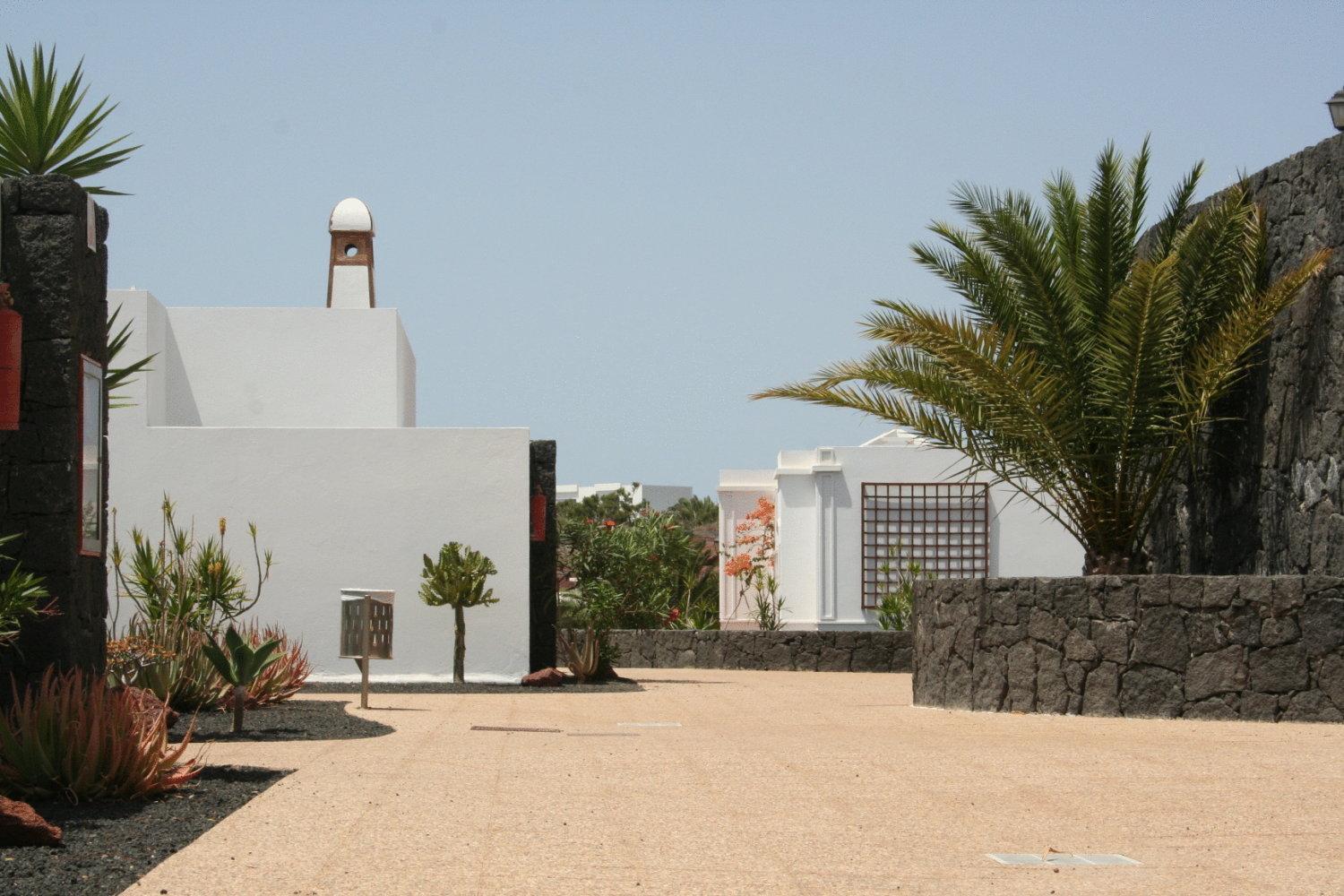 Apartamentos Livvo Coloradamar Playa Blanca  Exterior foto